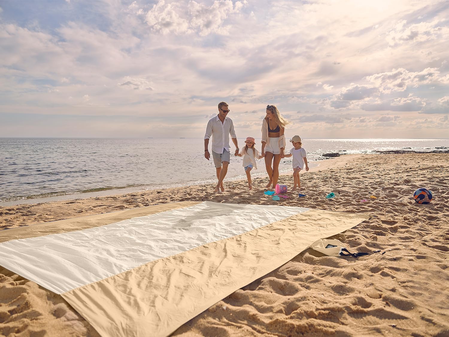 Sandproof Waterproof Beach Blanket
