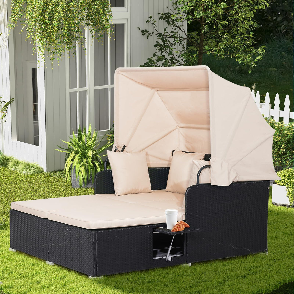 Outdoor Rattan Daybed with Canopy